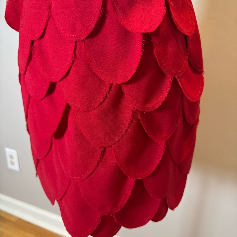 Vintage Moschino Cheap & Chic Red Petal Mini Skirt Size 6 - Picture 4 of 9
